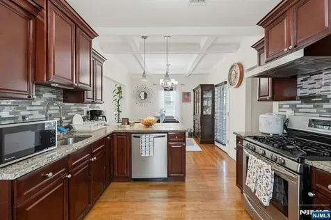 65 Franklin Road Teaneck NJ 07666