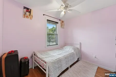65 Franklin Road Teaneck NJ 07666