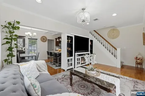 65 Franklin Road Teaneck NJ 07666