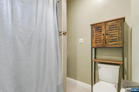 169 Vermont Avenue Newark NJ 07106