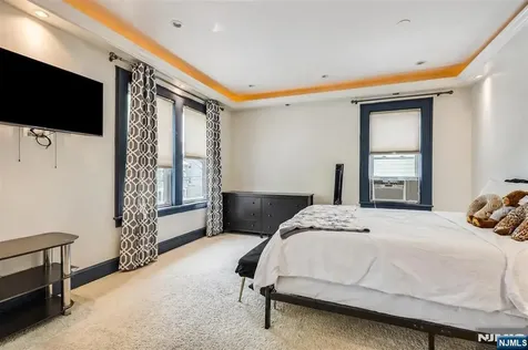 169 Vermont Avenue Newark NJ 07106