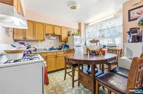 193 Dukes Street Kearny NJ 07032