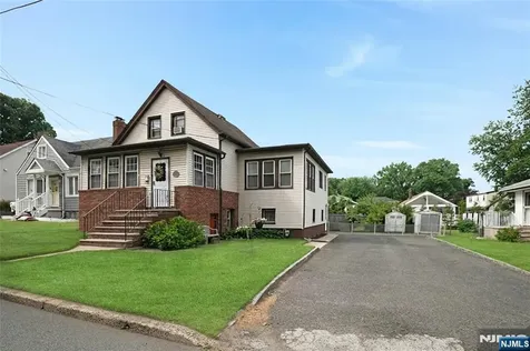 22 Passaic Avenue Hasbrouck Heights NJ 07604