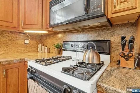 22 Passaic Avenue Hasbrouck Heights NJ 07604