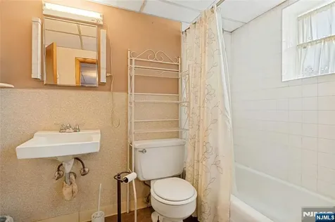 22 Passaic Avenue Hasbrouck Heights NJ 07604
