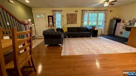 10 Terrace Avenue Hasbrouck Heights NJ 07604