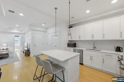 838 Park Avenue Hoboken NJ 07030