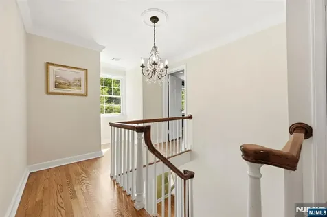 62 Fells Road Verona NJ 07044