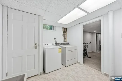62 Fells Road Verona NJ 07044
