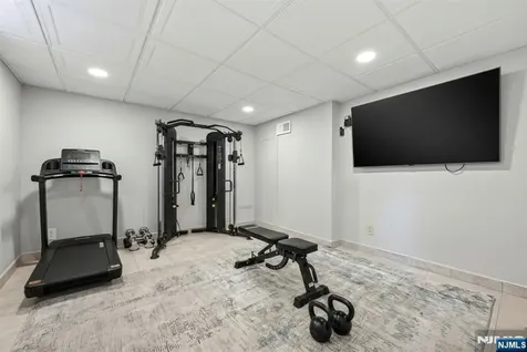 62 Fells Road Verona NJ 07044