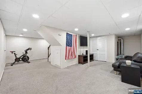 62 Fells Road Verona NJ 07044
