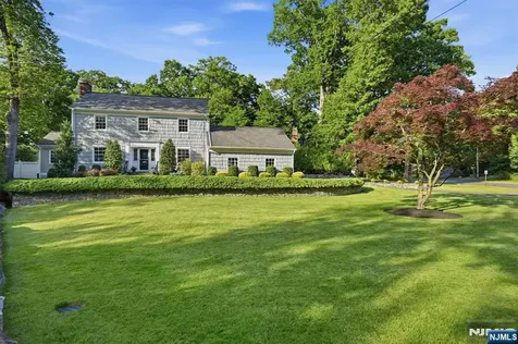62 Fells Road Verona NJ 07044