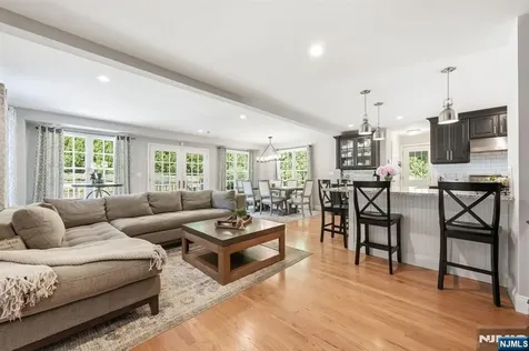 62 Fells Road Verona NJ 07044