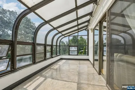 1060 Briar Way Fort Lee NJ 07024