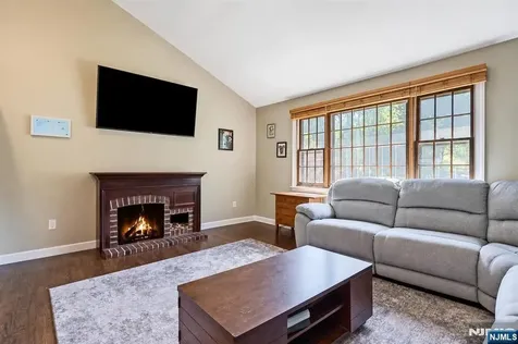 12 River Road Jefferson Township NJ 07438