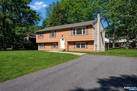 12 River Road Jefferson Township NJ 07438
