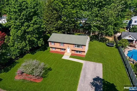 12 River Road Jefferson Township NJ 07438