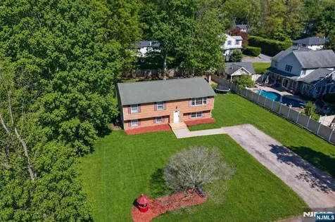 12 River Road Jefferson Township NJ 07438