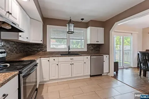 12 River Road Jefferson Township NJ 07438