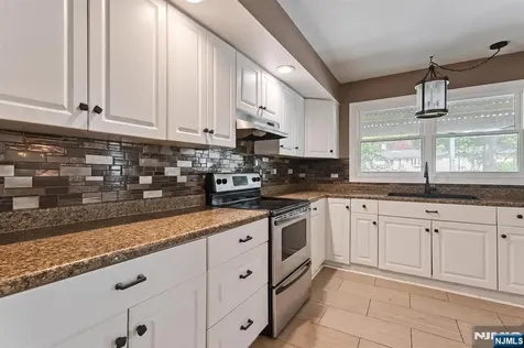 12 River Road Jefferson Township NJ 07438