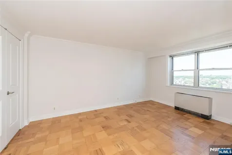 6600 Jfk Boulevard E West New York NJ 07093