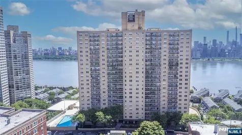 6600 Jfk Boulevard E West New York NJ 07093