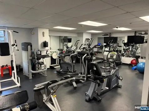 6600 Jfk Boulevard E West New York NJ 07093
