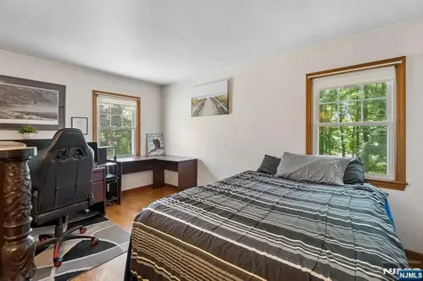 17 Orange Place Wayne NJ 07470
