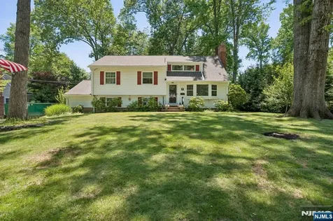 17 Orange Place Wayne NJ 07470