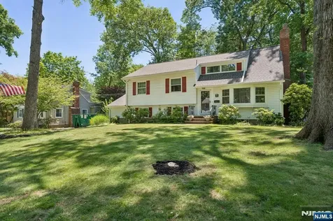 17 Orange Place Wayne NJ 07470
