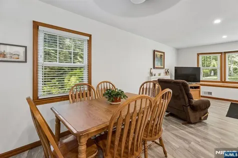 17 Orange Place Wayne NJ 07470