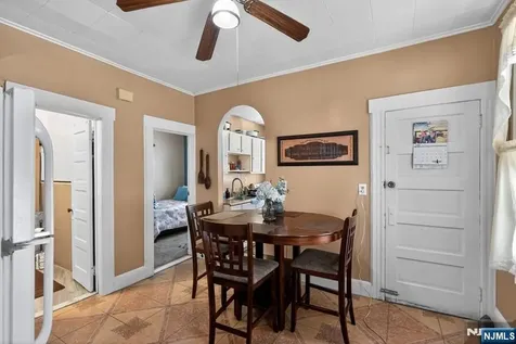 11 Yereance Avenue Clifton NJ 07106