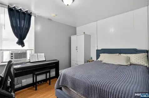 11 Yereance Avenue Clifton NJ 07106