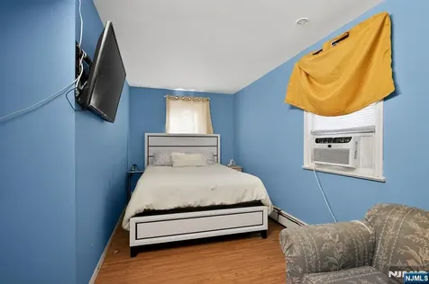 11 Yereance Avenue Clifton NJ 07106