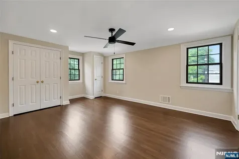 21 End Terrace Bloomfield NJ 07003