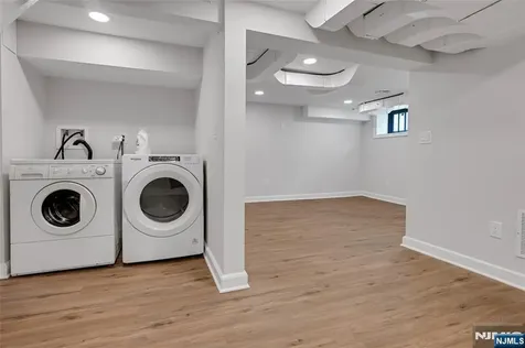 21 End Terrace Bloomfield NJ 07003