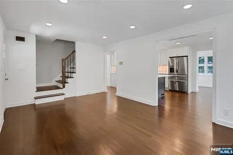 21 End Terrace Bloomfield NJ 07003