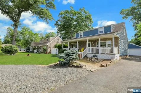 246 Highland Avenue River Vale NJ 07675