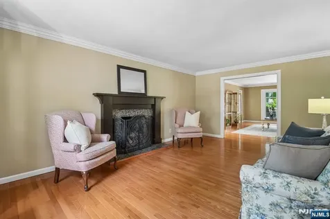 288 Wales Avenue River Edge NJ 07661