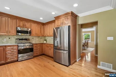 288 Wales Avenue River Edge NJ 07661