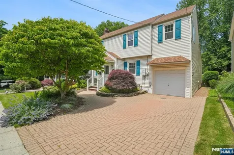 288 Wales Avenue River Edge NJ 07661