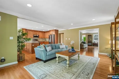 288 Wales Avenue River Edge NJ 07661