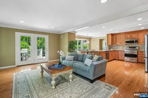 288 Wales Avenue River Edge NJ 07661
