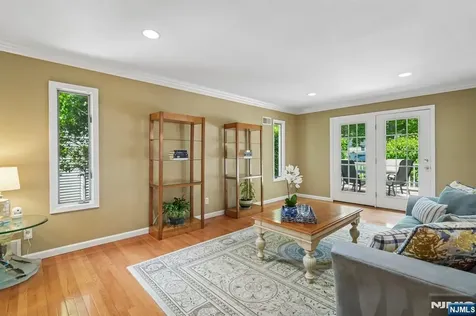 288 Wales Avenue River Edge NJ 07661