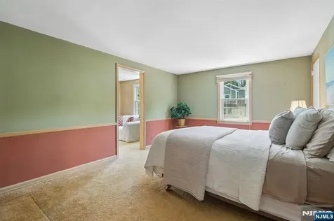 288 Wales Avenue River Edge NJ 07661