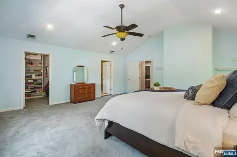 288 Wales Avenue River Edge NJ 07661