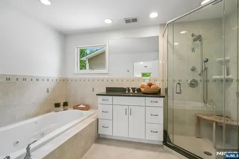 288 Wales Avenue River Edge NJ 07661