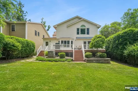 288 Wales Avenue River Edge NJ 07661