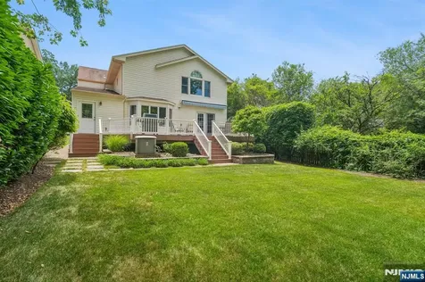 288 Wales Avenue River Edge NJ 07661
