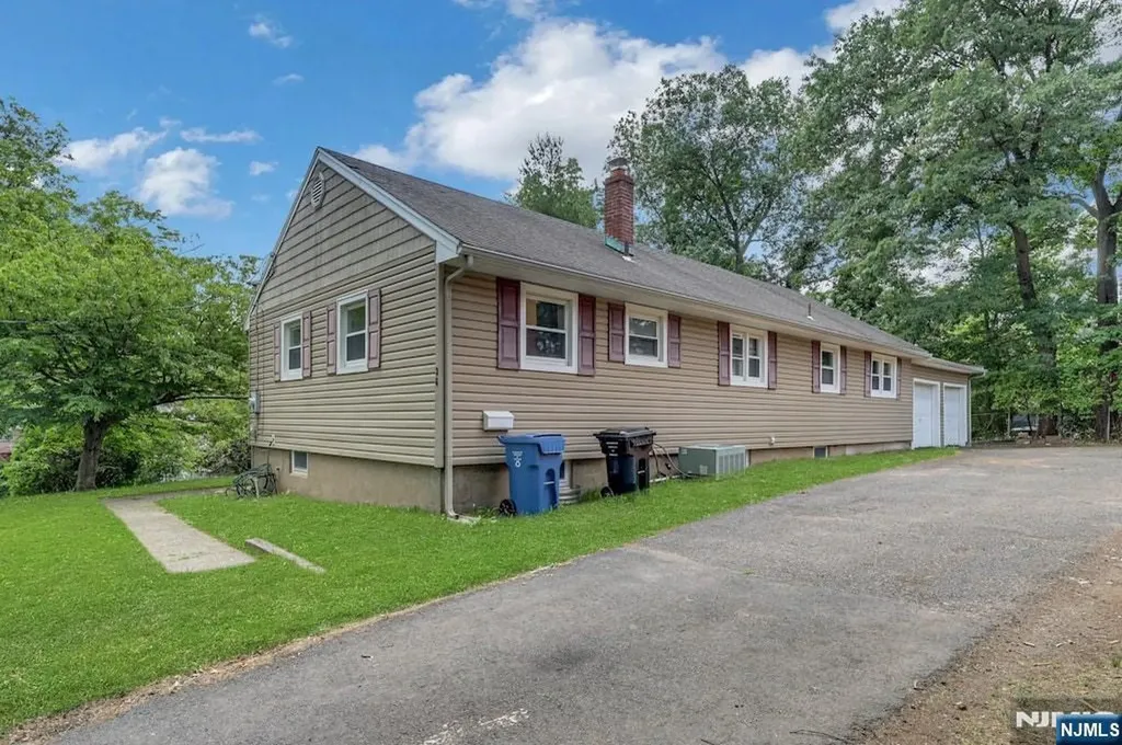 36 Benton Road Paramus NJ 07652